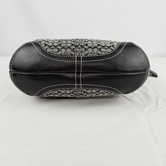 Coach hobo black gray purse with dust bag - Picture 4 of 15